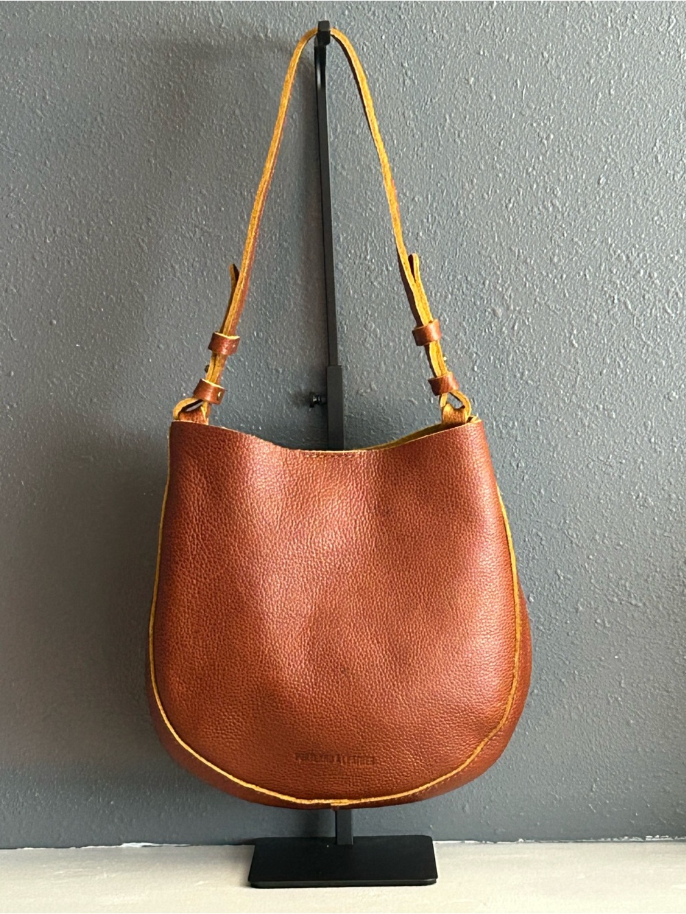 Portland Leather Olivia Shoulder Bag in Sienna - Picture 2 of 8
